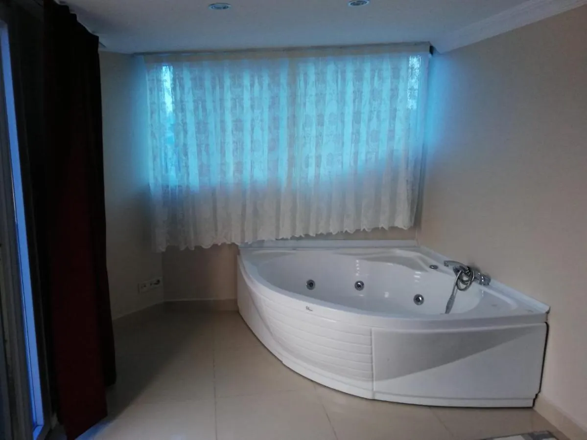 Kadikoy Mernat Otel Stambuł 0*,  Turcja
