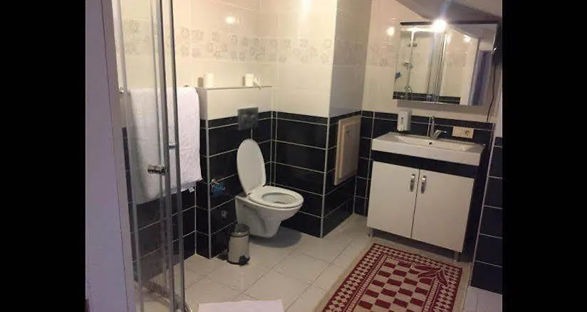 Kadikoy Mernat Otel Stambuł 0*,